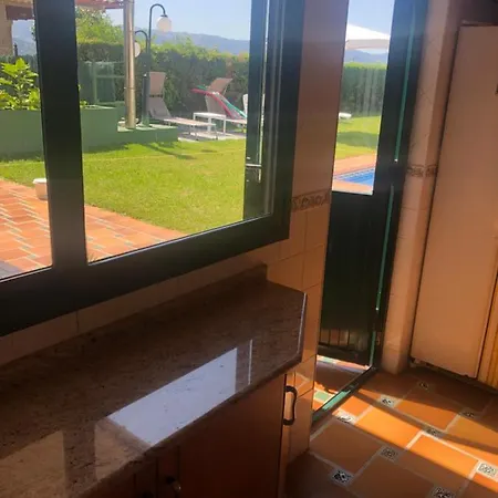 Playa Sinas Beach. A Pie De Playa. Raxo-Sanxenxo. Holiday home Dorron